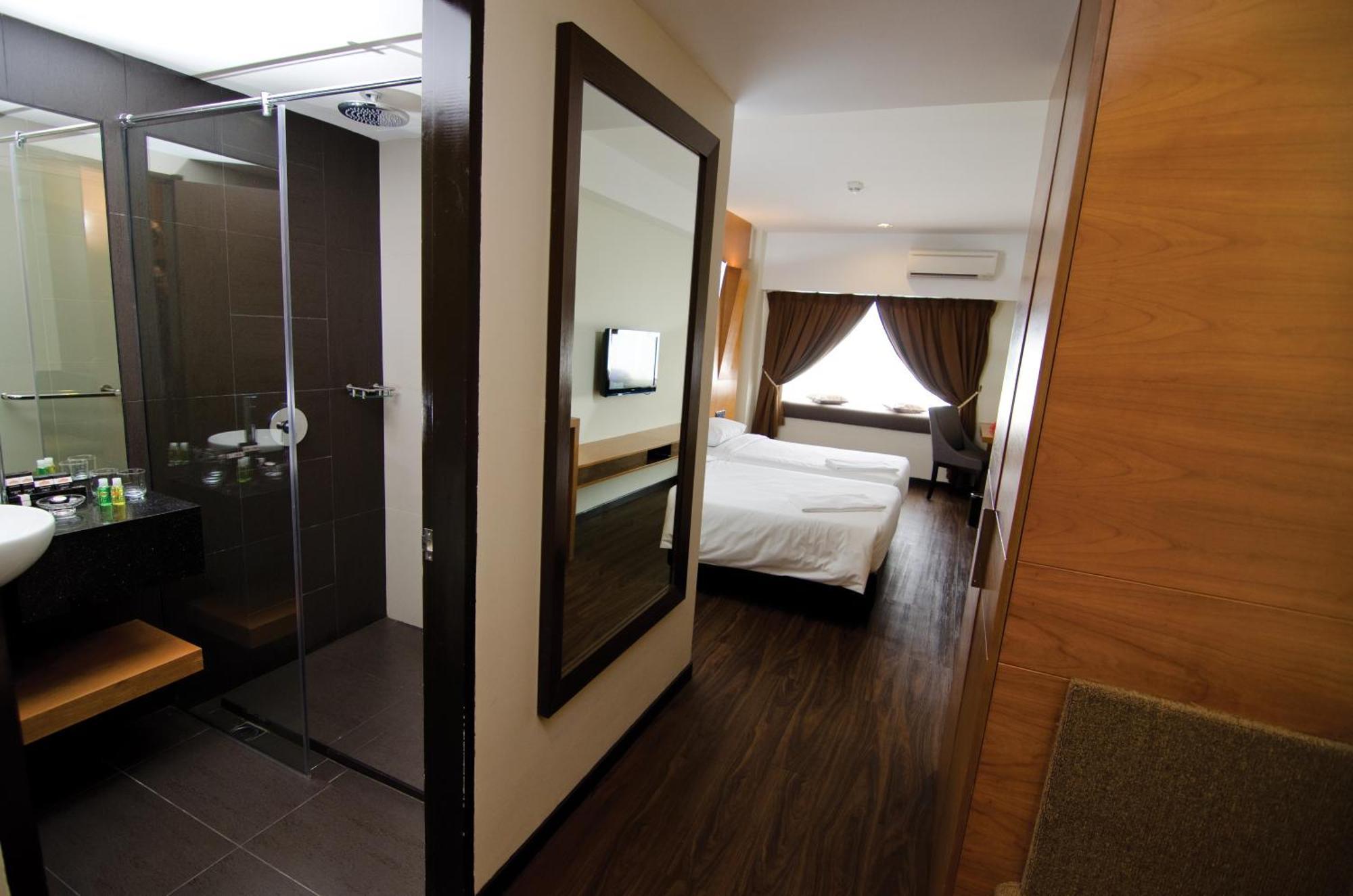C'Haya Hotel Кота-Кинабалу Номер фото
