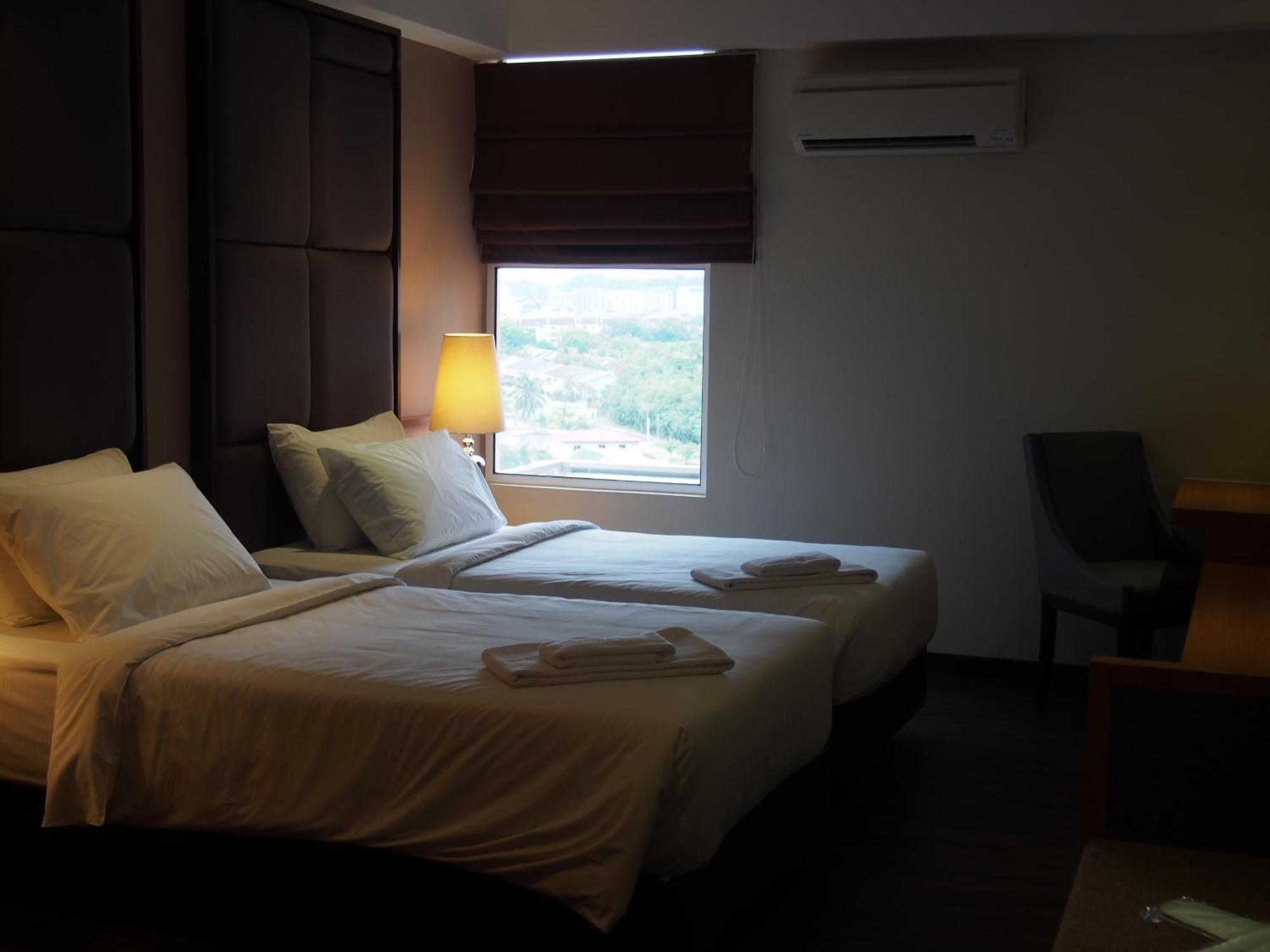 C'Haya Hotel Кота-Кинабалу Номер фото