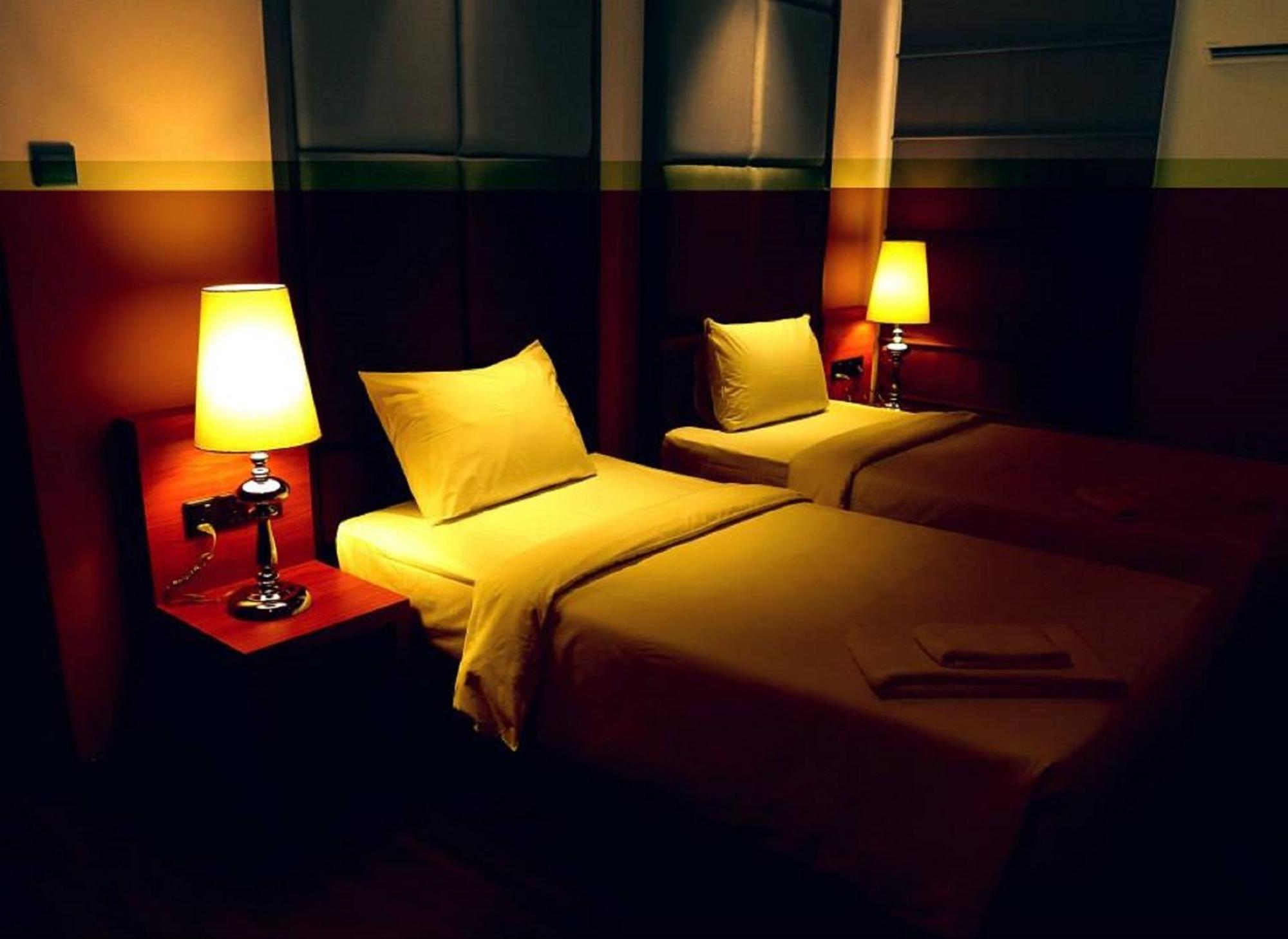 C'Haya Hotel Кота-Кинабалу Номер фото
