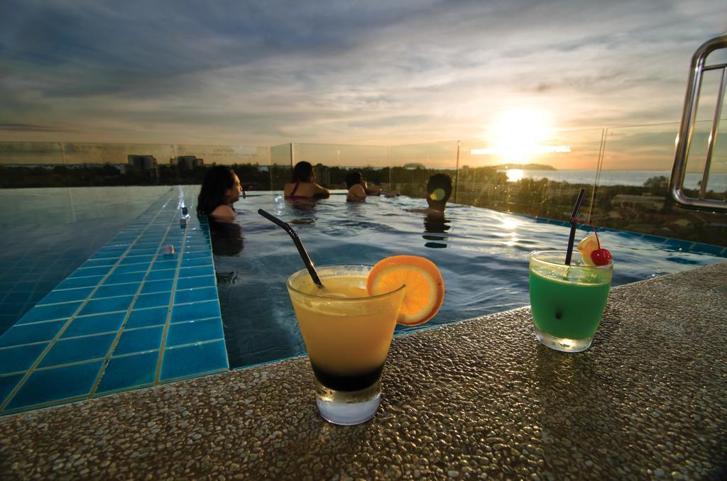 C'Haya Hotel Кота-Кинабалу Экстерьер фото
