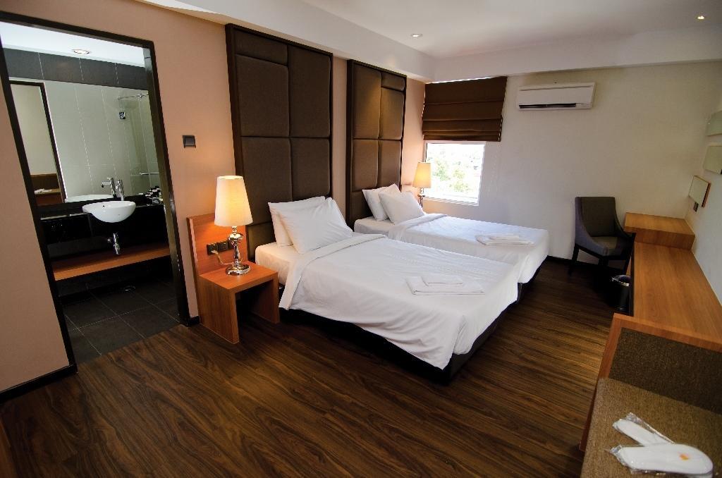 C'Haya Hotel Кота-Кинабалу Номер фото